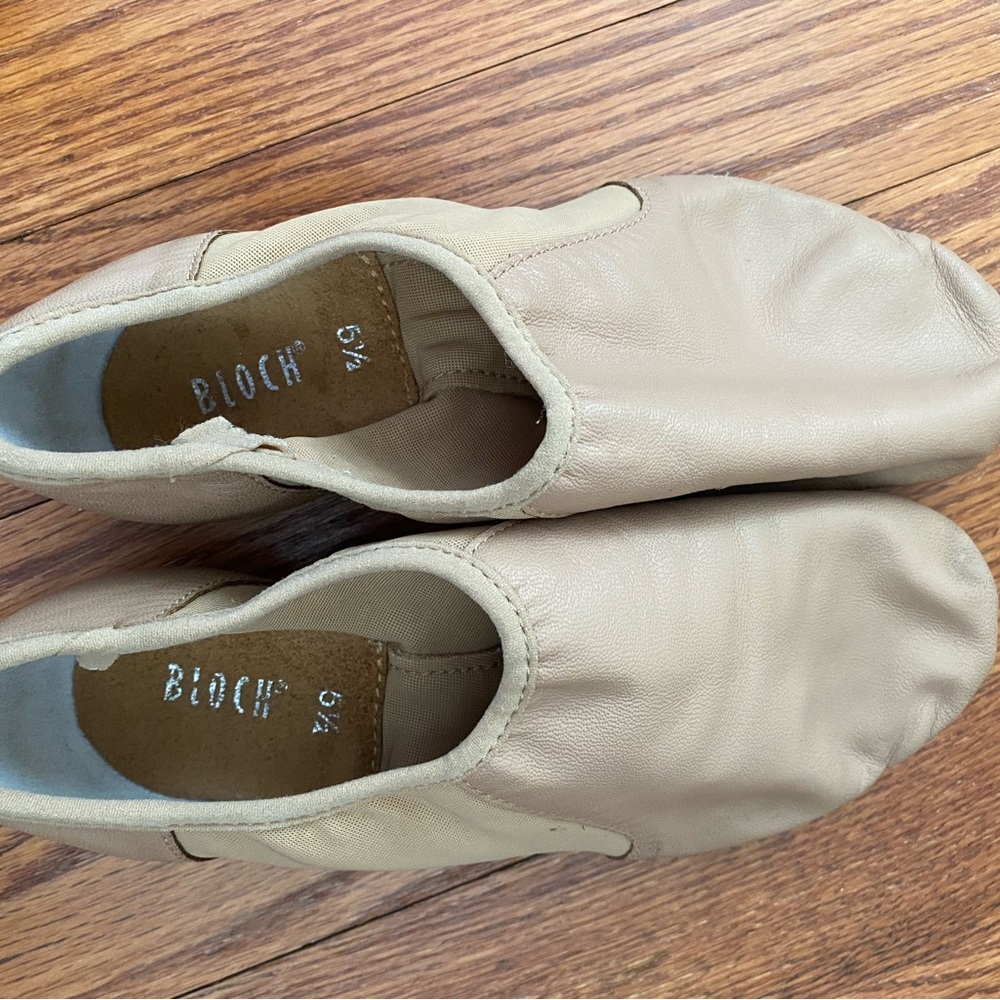 Bloch Beige Leather Dance Shoes